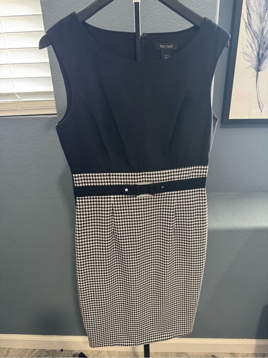 White House Black Market Dresses & Skirts - White House Black Market Black & White Houndstooth Midi Sheath Dress
